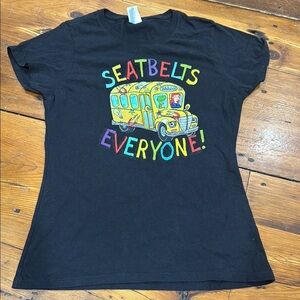 Magic Schoolbus Black and Yellow Short Sleeve Tee Shirt Size Small